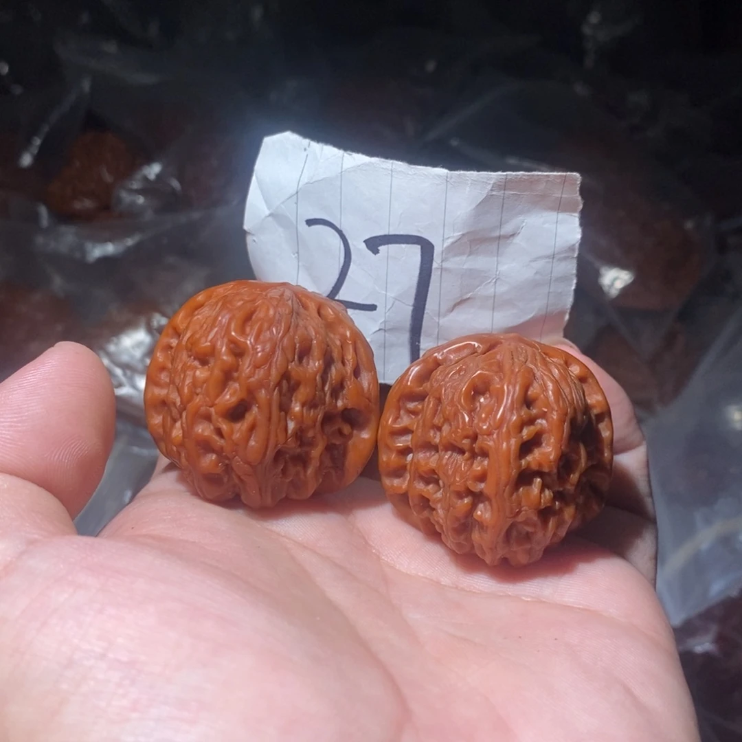 文玩核桃把件38.38.32白狮子