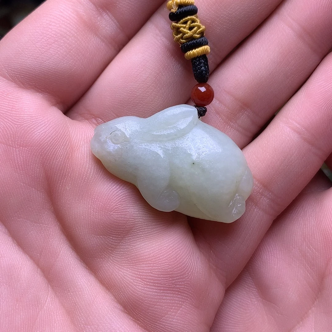 颈饰未镶嵌和田玉