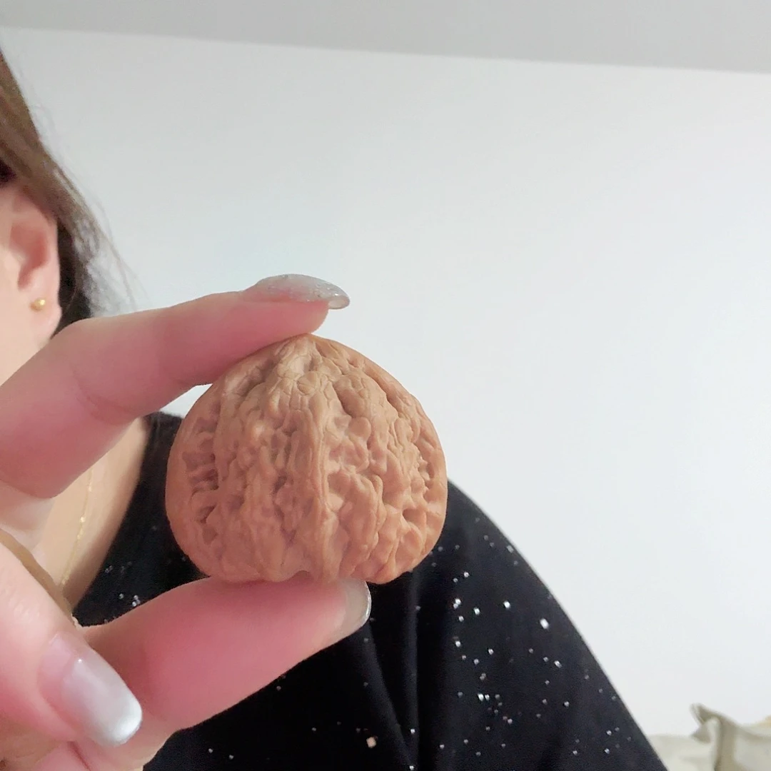 文玩核桃吊坠虎头平底锅红狮子盘龙虎头