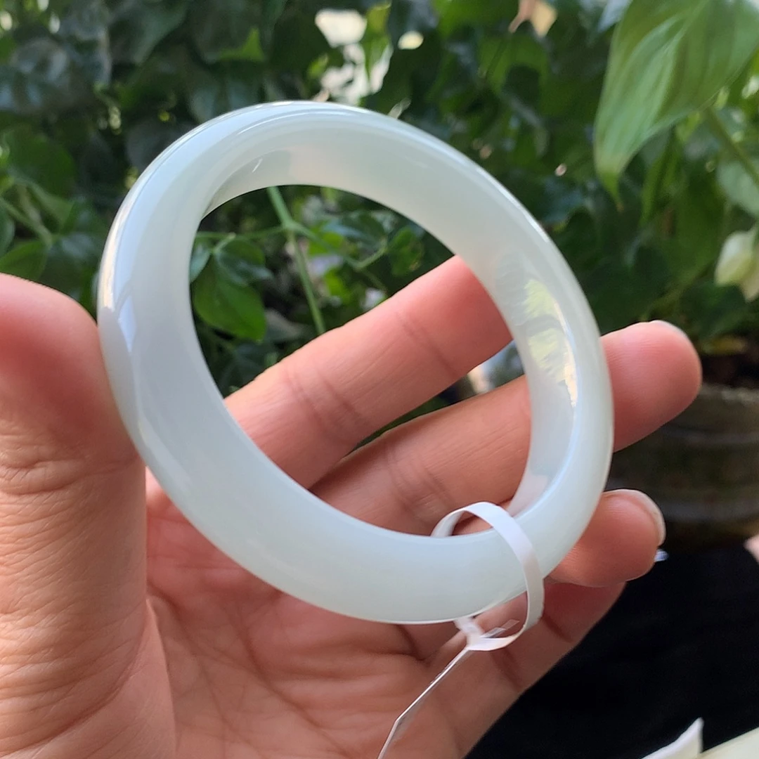 S***H翡翠未镶嵌手镯2号