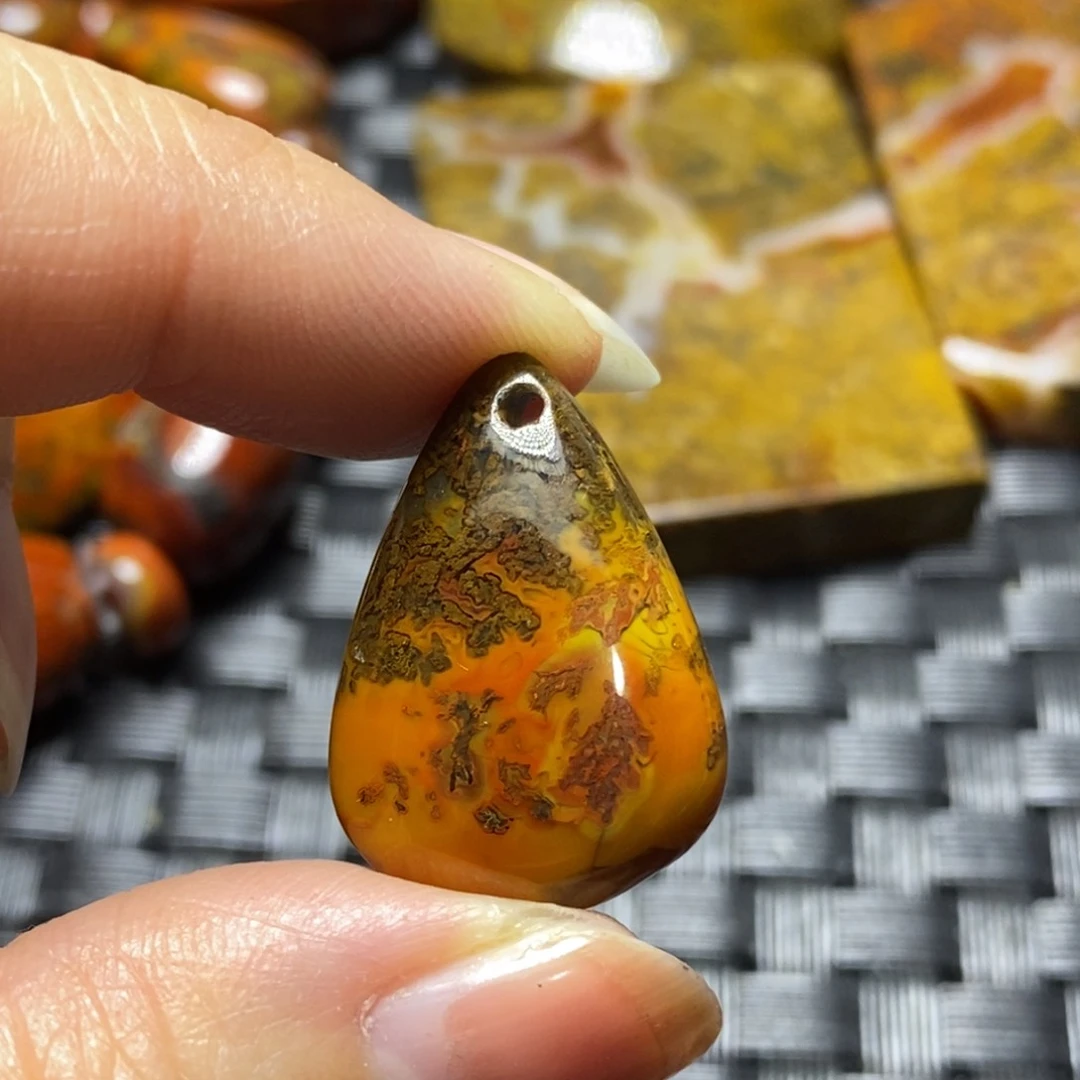 玛瑙/玉髓挂件未镶嵌