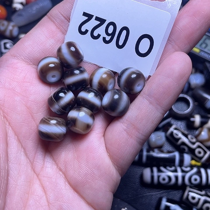 玛瑙/玉髓颈饰未镶嵌微瑕