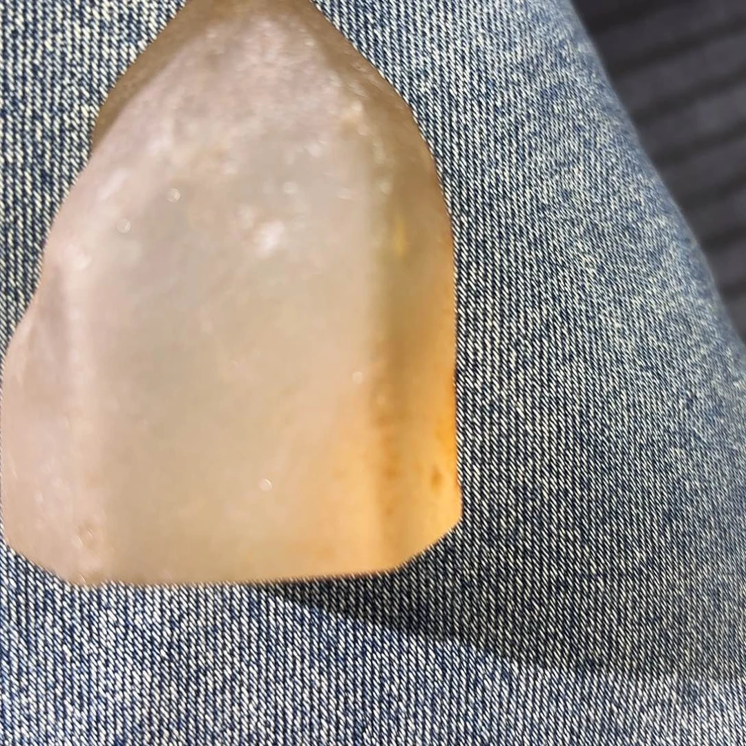 车挂未镶嵌水晶原石