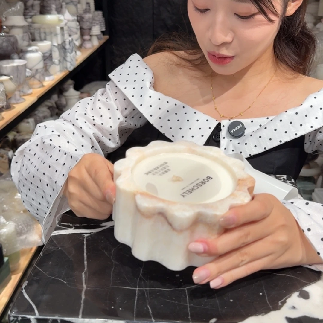大理石A111。人。 磕