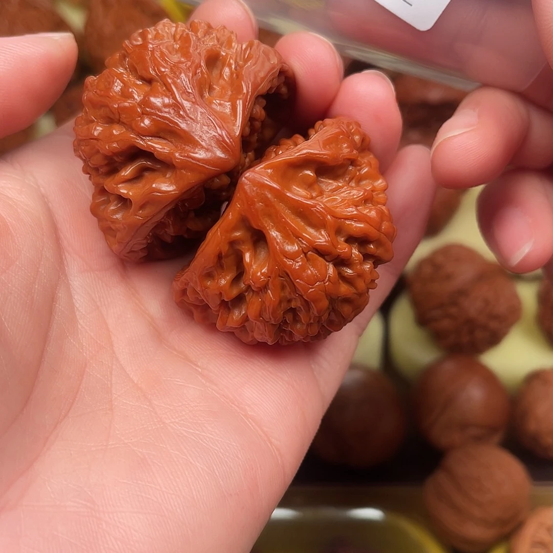 c***n桃核吊坠蛇头蛇头