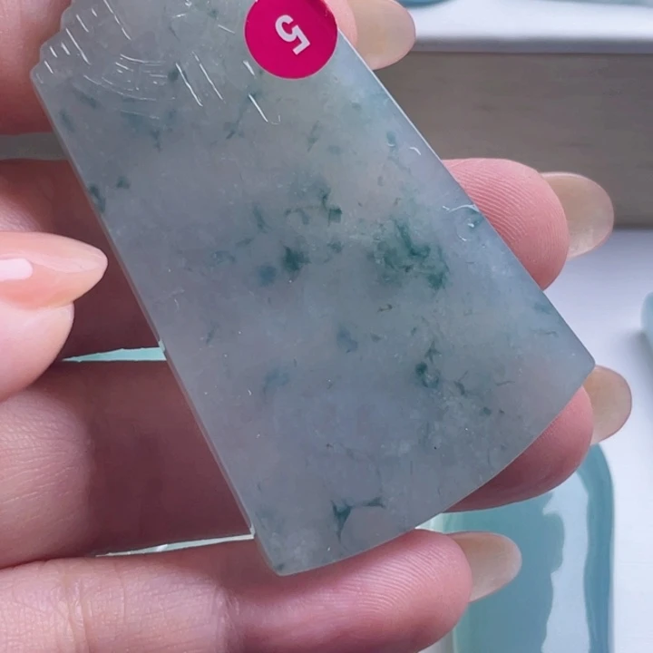 翡翠未镶嵌颈饰天然翡翠