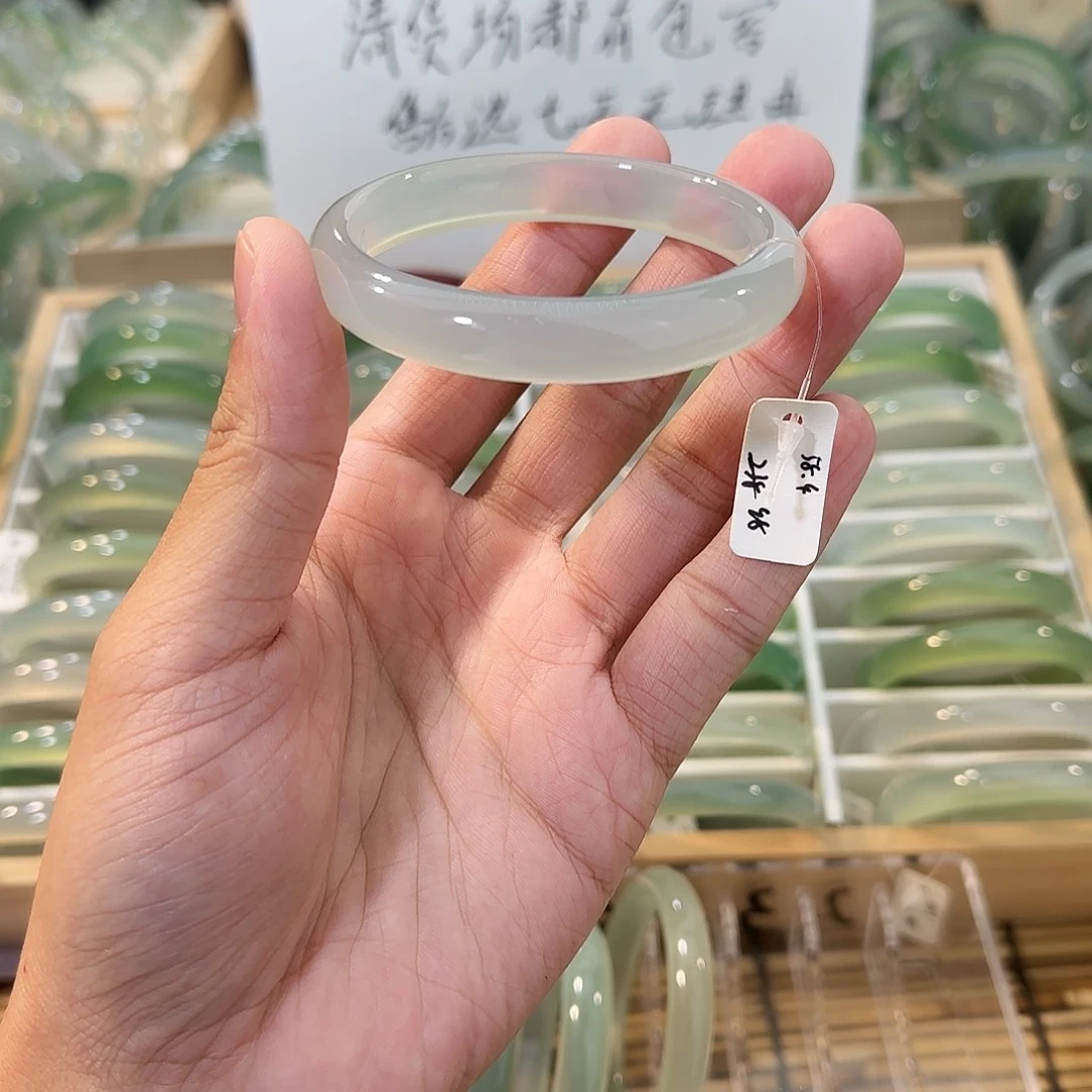 玛瑙/玉髓未镶嵌手镯圈口58.4