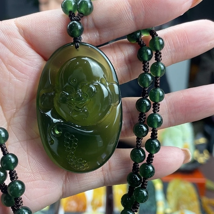 蛇纹石玉未镶嵌颈饰