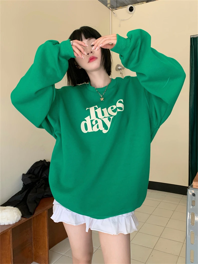 清冷系衣服绿色港风字母印花中长款卫衣女宽松韩版百搭套头上衣秋