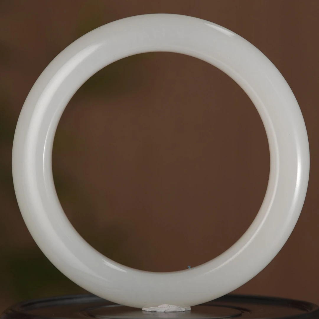 Lot22.和田白玉手镯/023799/拍宝