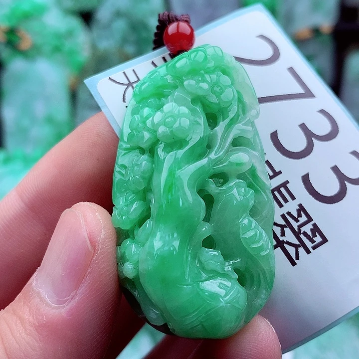 翡翠未镶嵌吊坠(不含链)