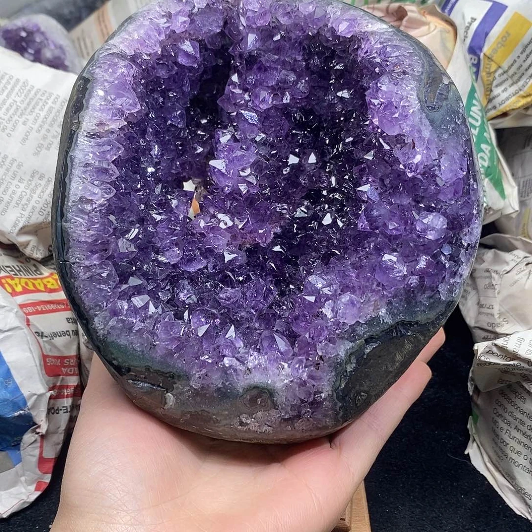 紫晶未镶嵌大型摆件（非配饰）