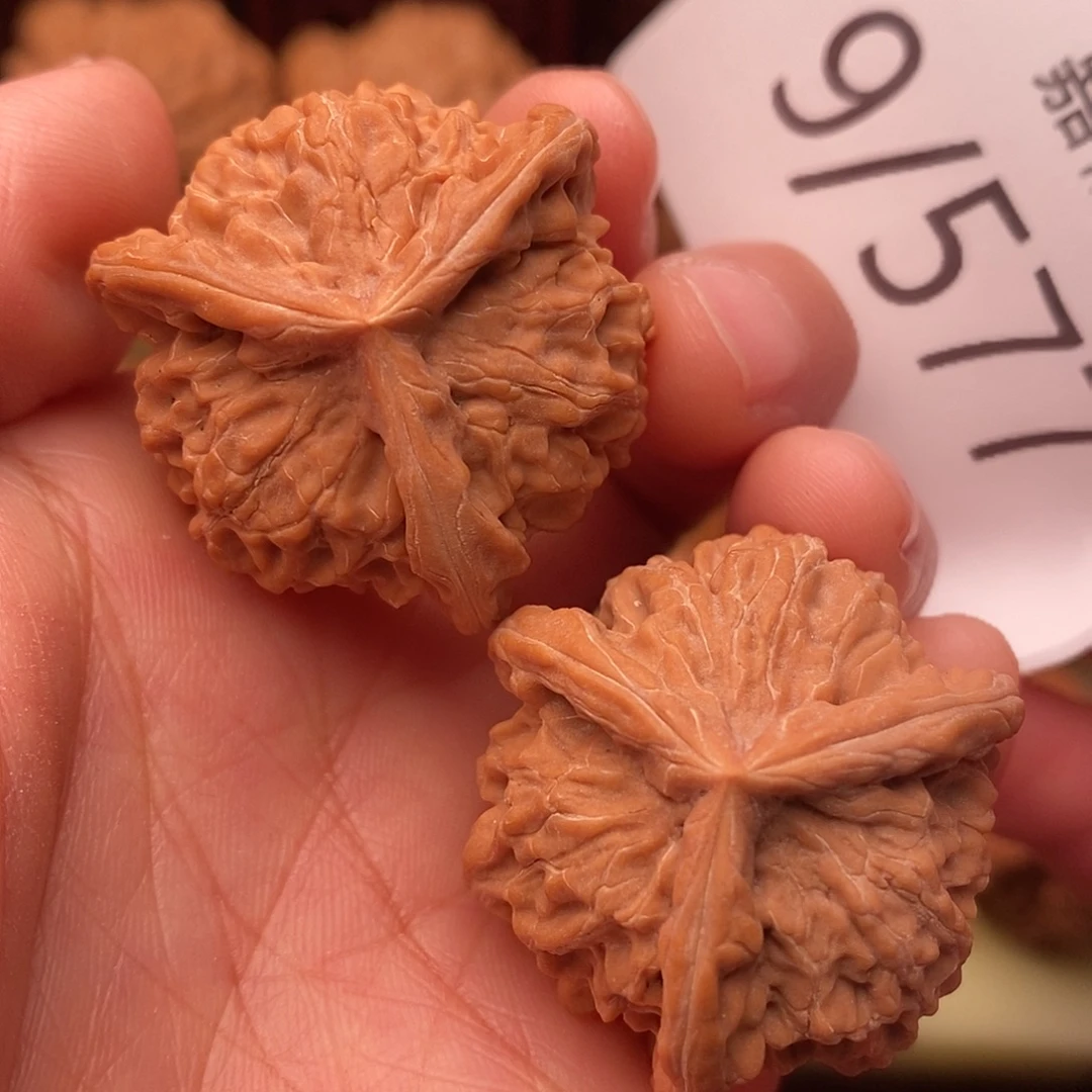 把件文玩核桃34盘山三棱奔