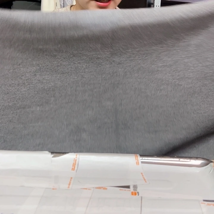 灰色老花披肩一条