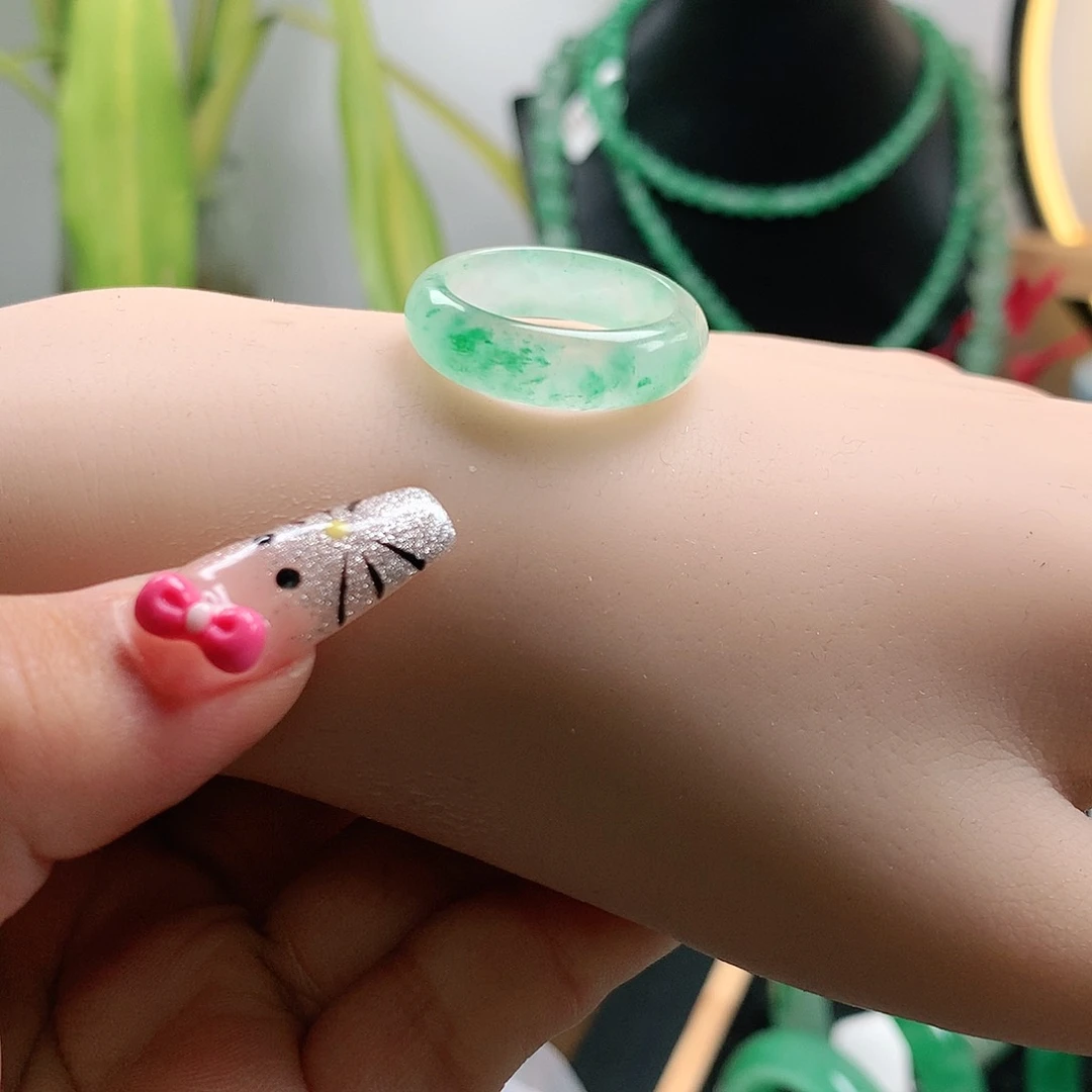 石英质玉戒指未镶嵌樱****)