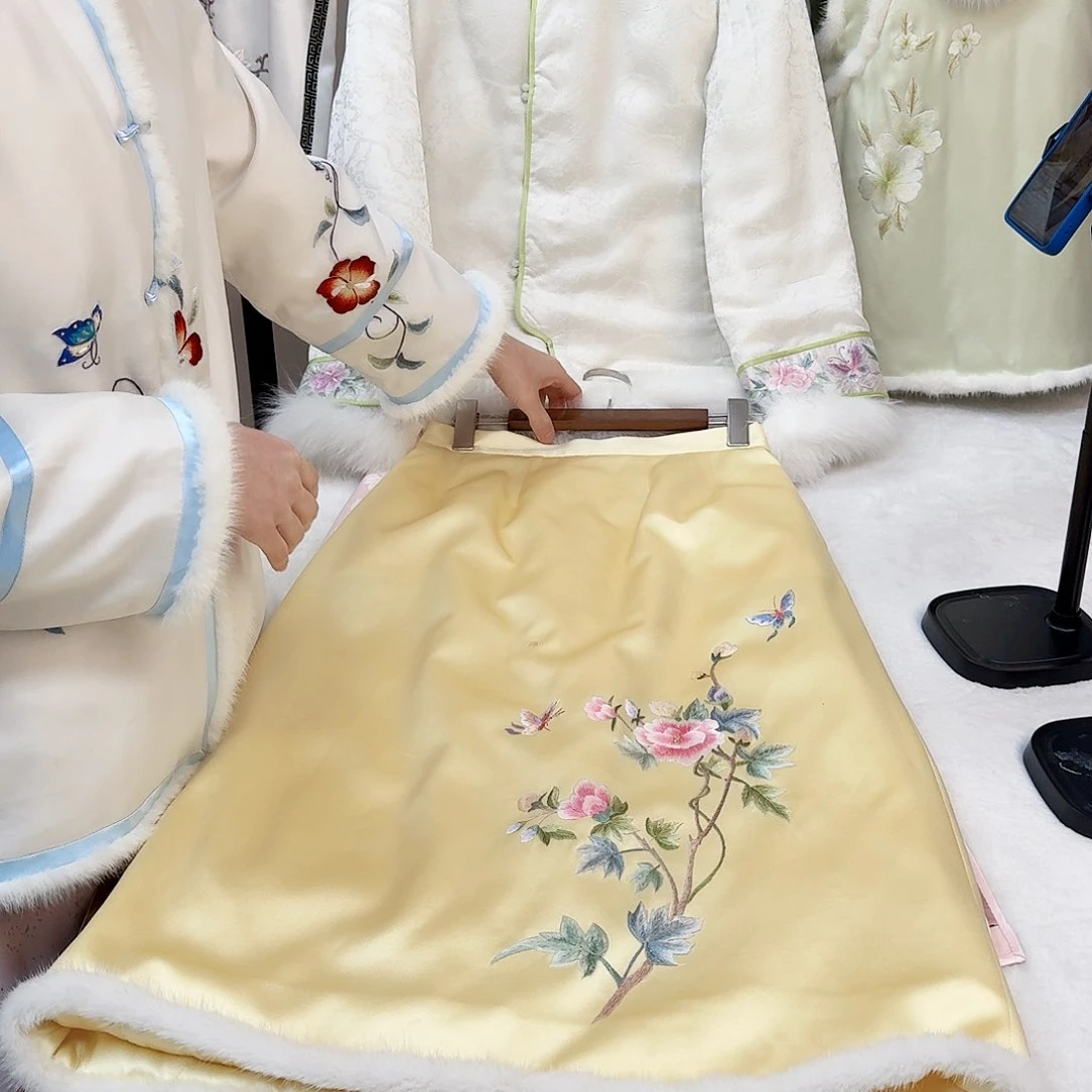 刺绣真丝真丝真丝黄色半裙