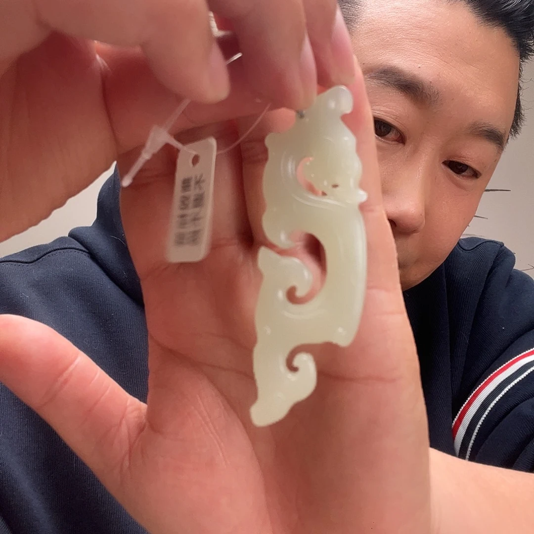 未镶嵌和田玉手链