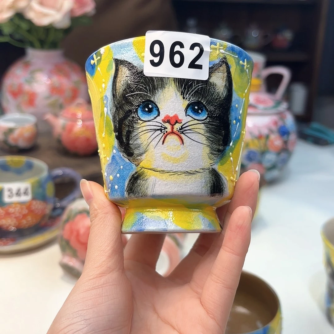 瓷片眨*眨兔兔好可爱呀打