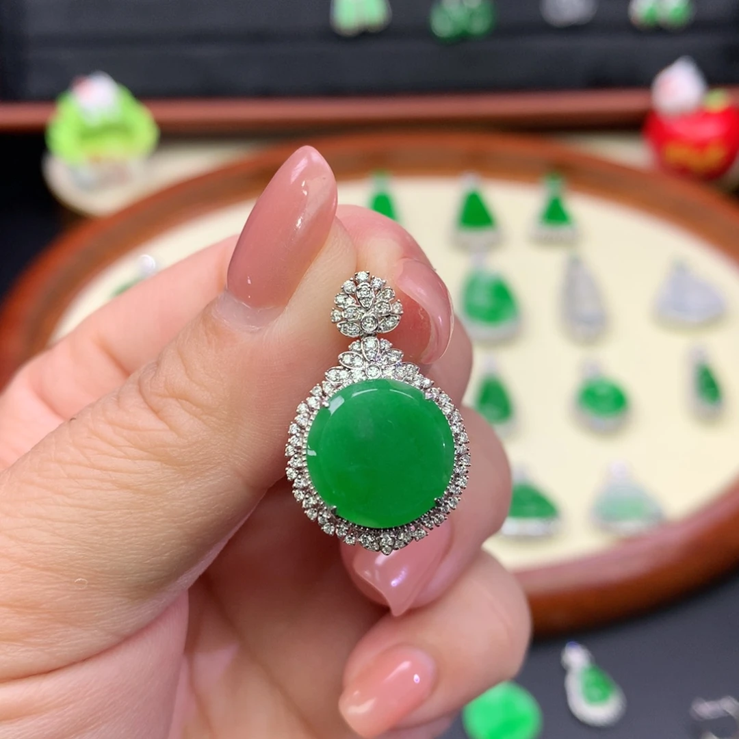 翡翠18K金镶嵌吊坠(不含链)