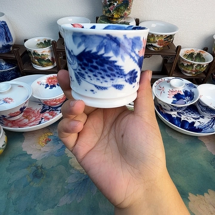 忠意堂釉下彩荷花鳜鱼