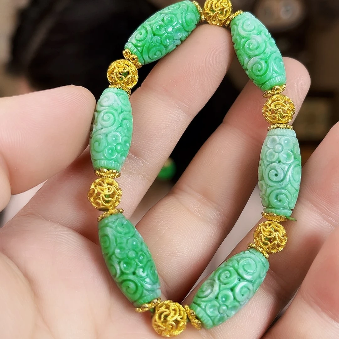 翡翠未镶嵌颈饰手链