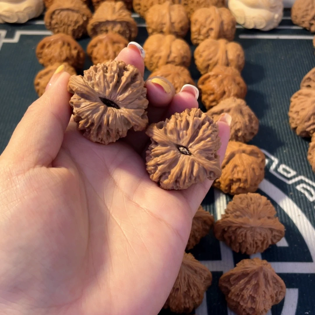 Y****文玩核桃吊坠南疆石40