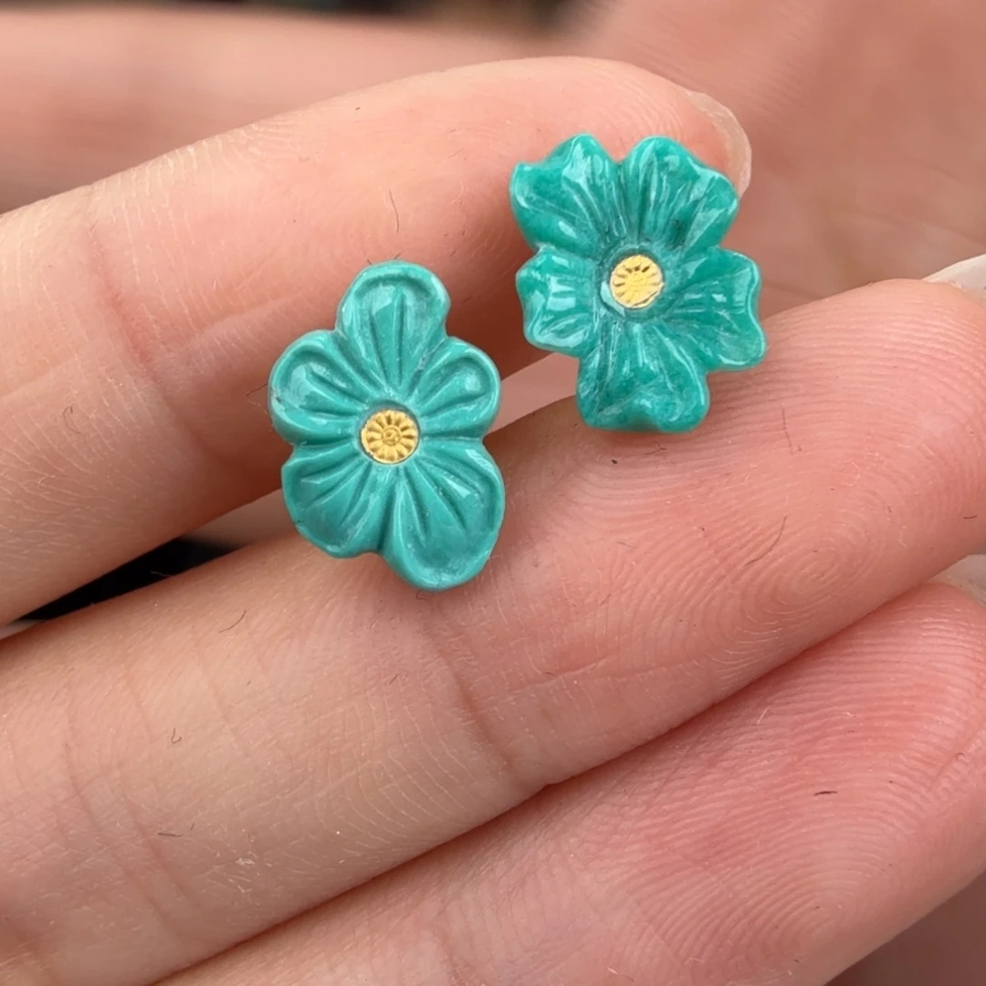 绿松石未镶嵌珠宝奇石