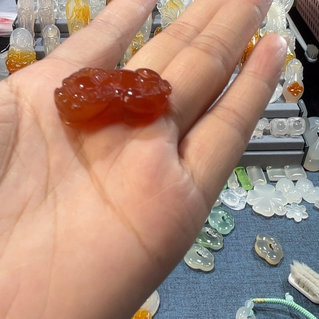 玛瑙/玉髓未镶嵌颈饰