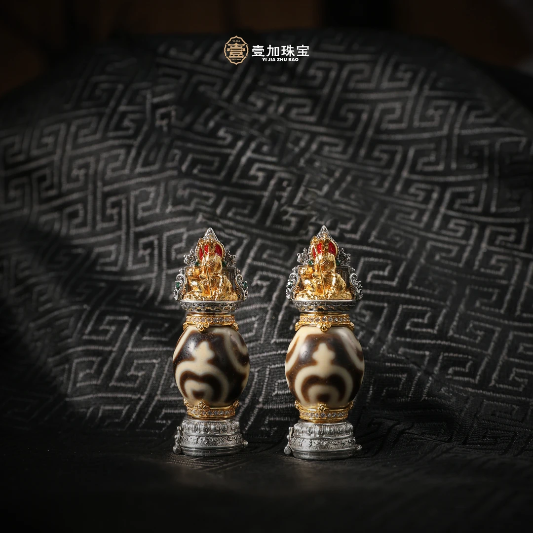 壹加小羊/银镶宝瓶莲心竖版吊坠多样性发一个