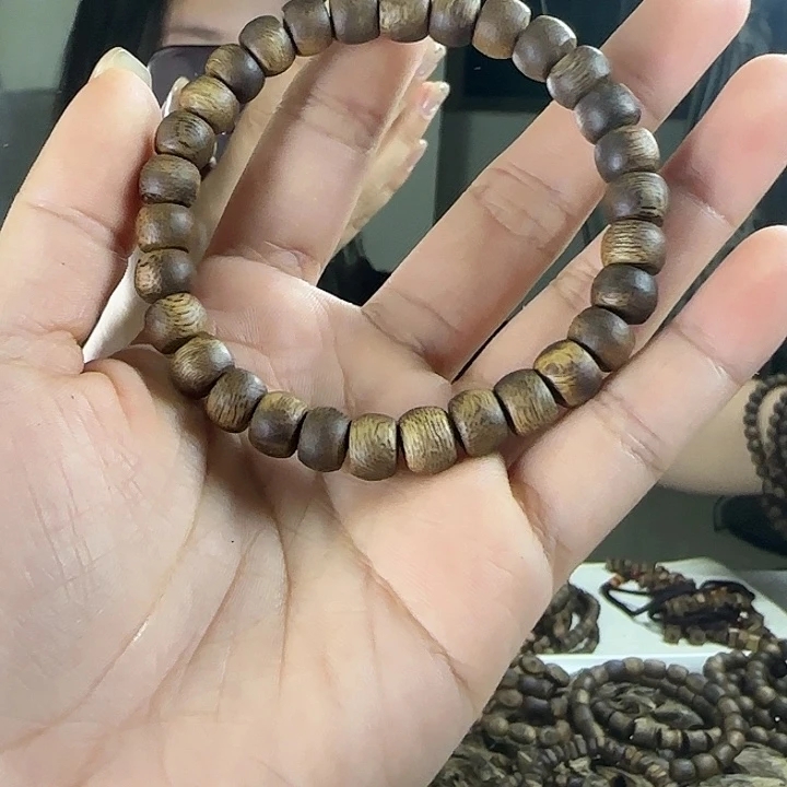 沉香碎屑沉香鼓珠卡8mm5克