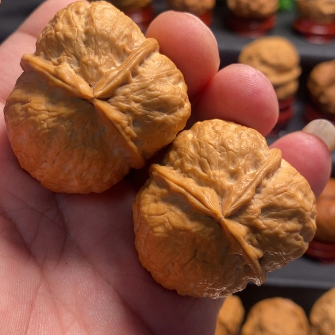 文玩核桃吊坠玉锤三棱42尺