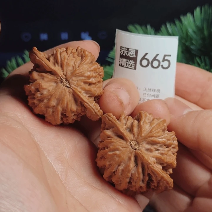 文玩核桃吊坠文玩核桃