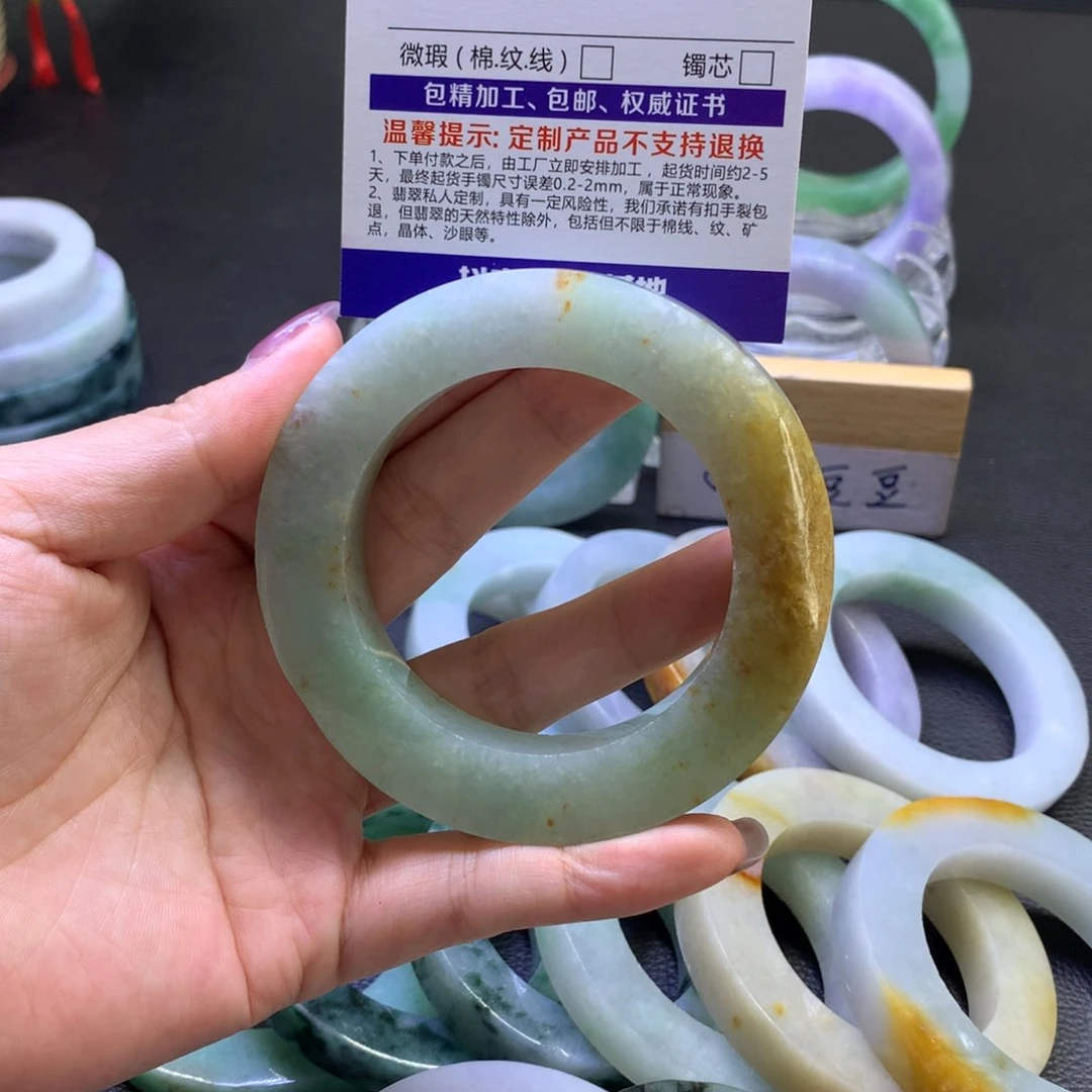 未镶嵌翡翠定制翡翠傻***明