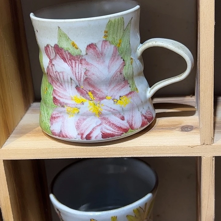 云***舒景德镇陶瓷艺术品