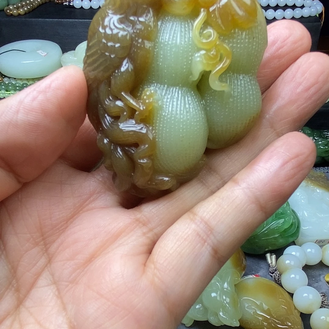 用***2和田玉未镶嵌挂件