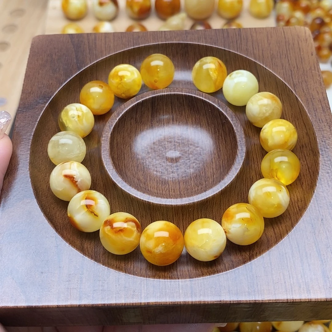 有***人蜜蜡未镶嵌裸石蜜蜡