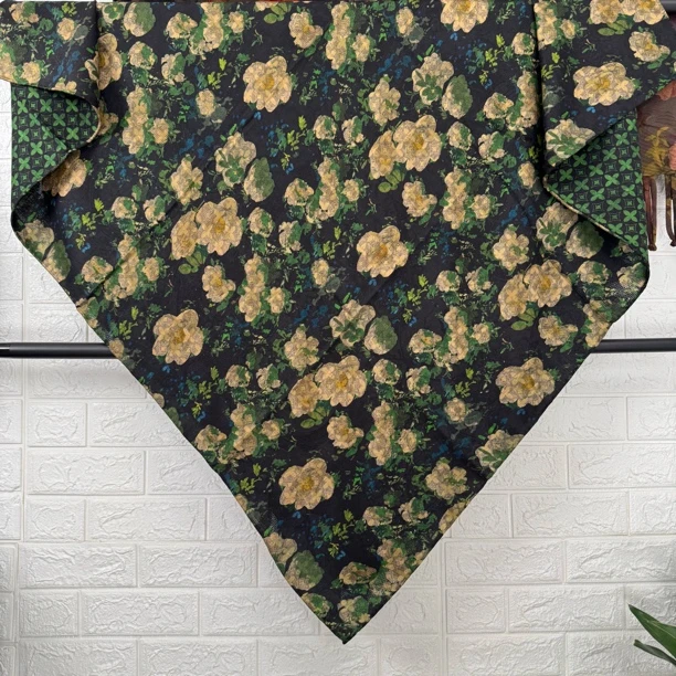 丝纡---  幸运花开 提花丝绒双面异色围巾披肩135cm