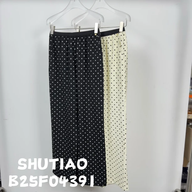 【SHUTIAO】2025夏季：新款小众设计款裤子B25F04391