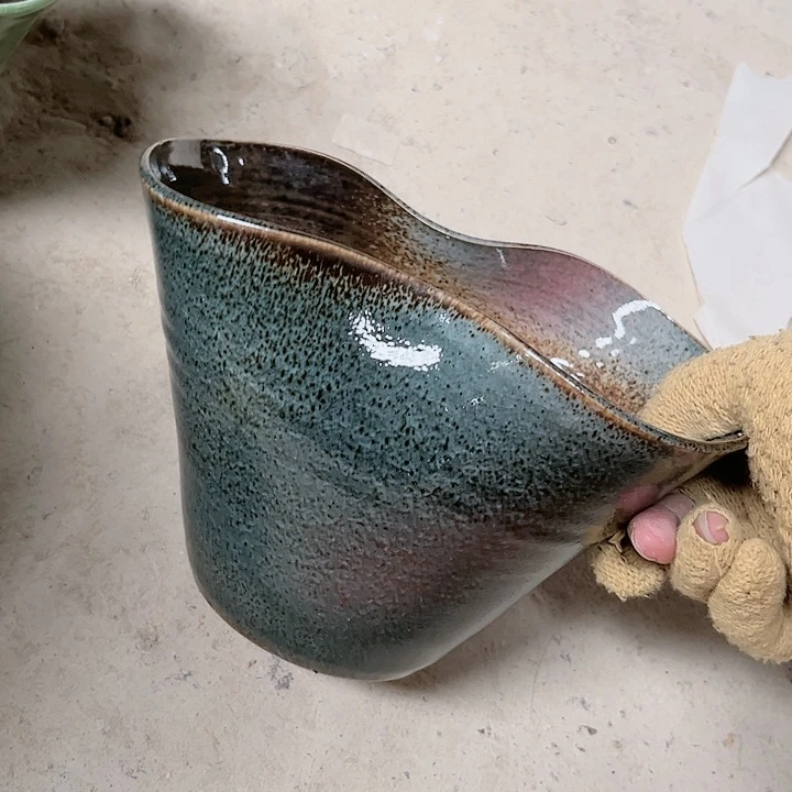 瓶口19高14 景德镇陶瓷学院