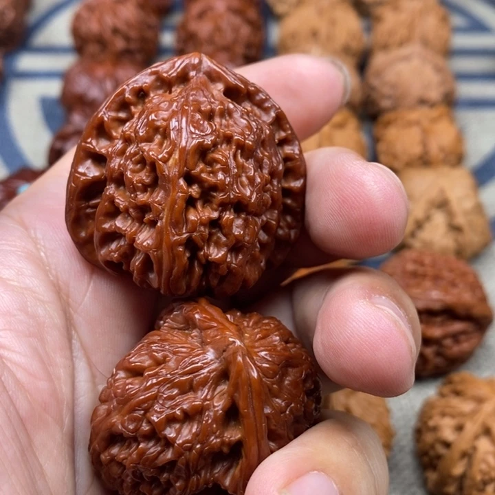 雙***巴文玩核桃把件核桃