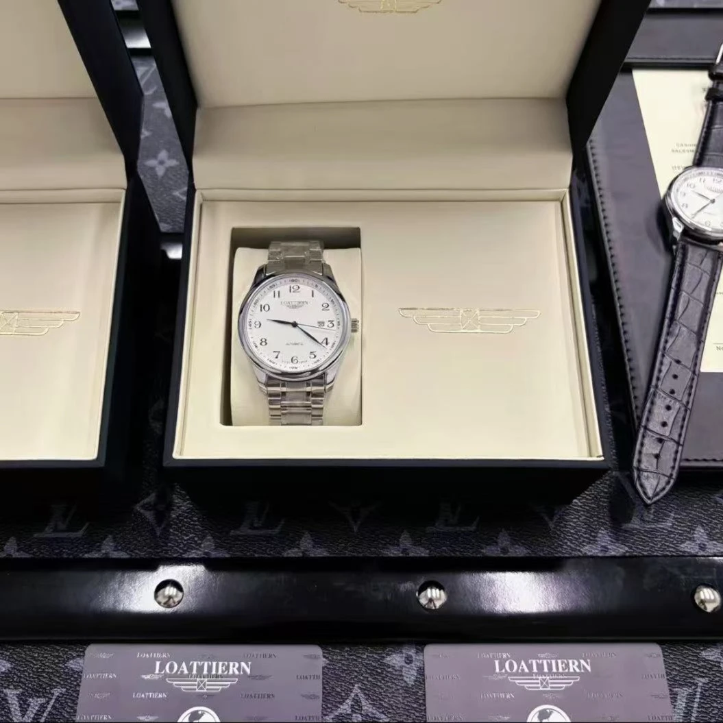 全新未使用/名匠/单日历/表径41mm/全自动机芯腕表 【港口直发】