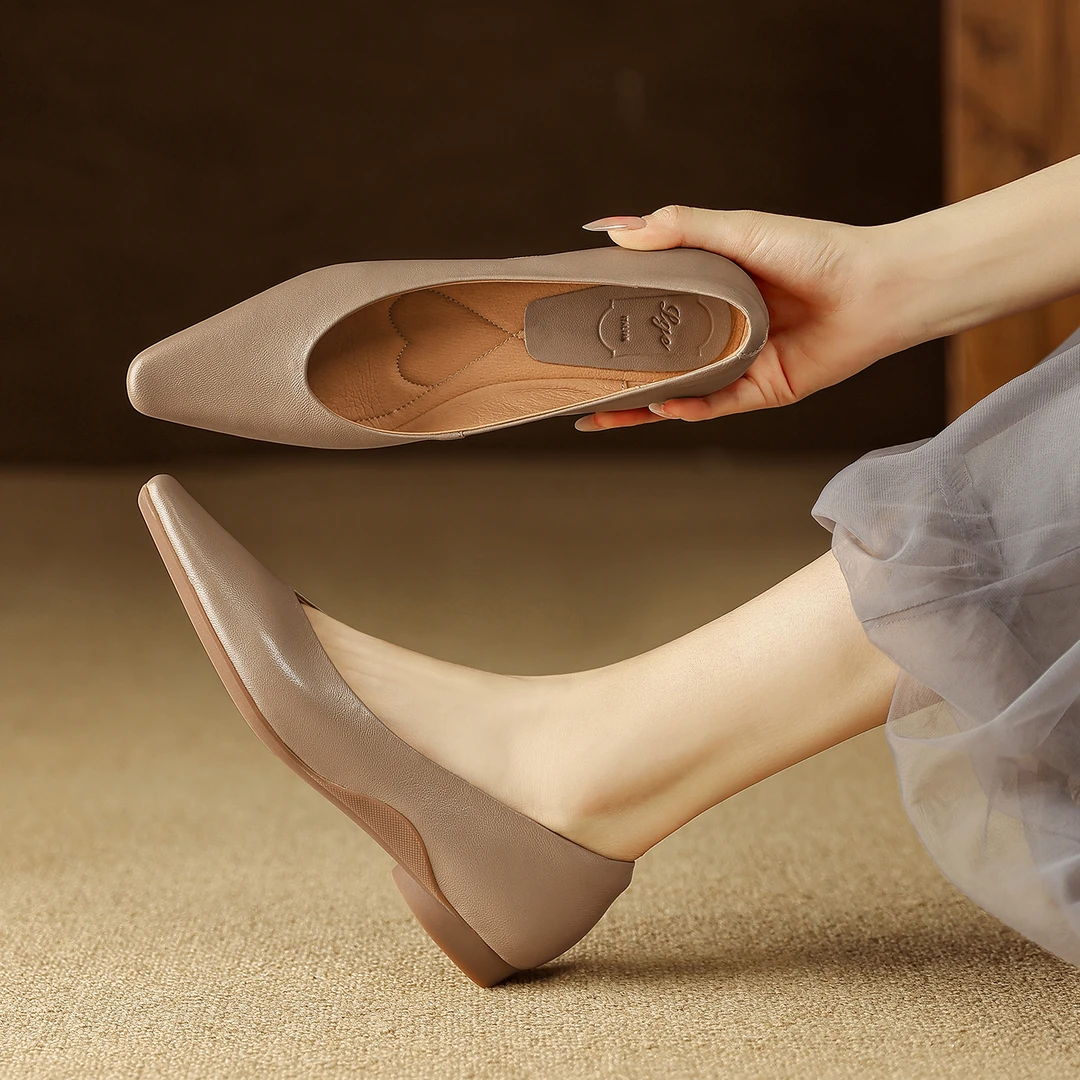 2cm一脚蹬奶奶鞋百搭软底羊皮单鞋春秋新款浅口平底鞋复古皮鞋女