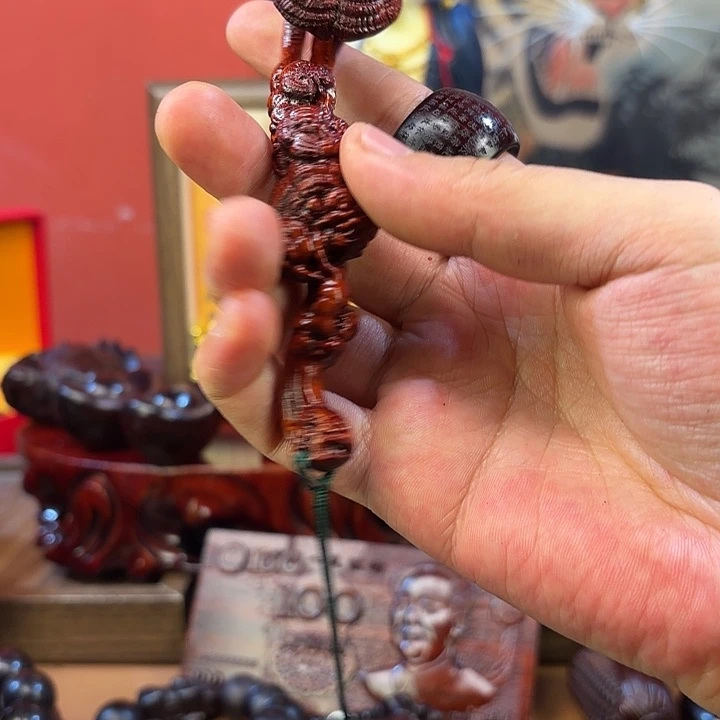 非洲紫檀（红花梨）灵芝