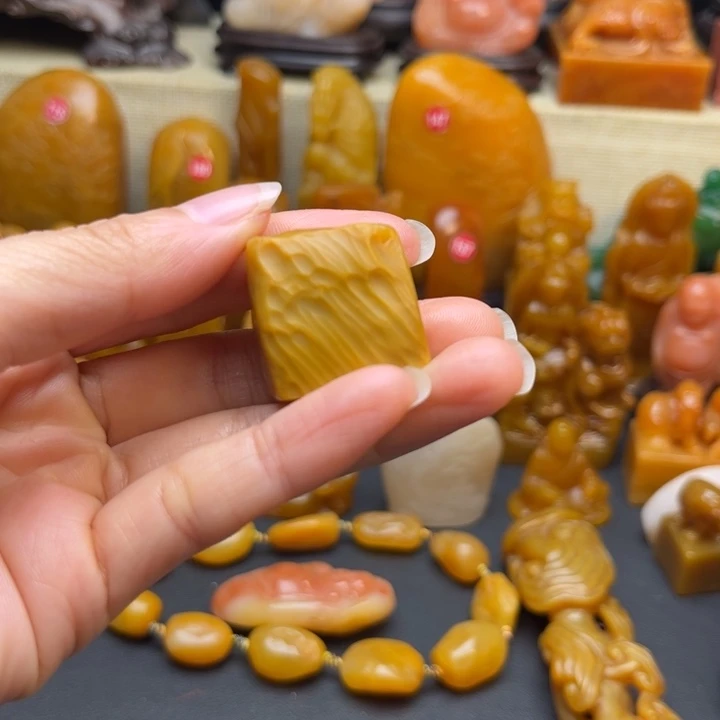 红***猪印石寿山石题材：工艺品