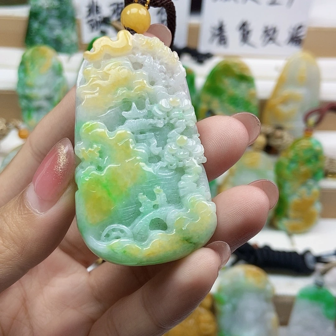 翡翠未镶嵌颈饰天然翡翠Ａ货