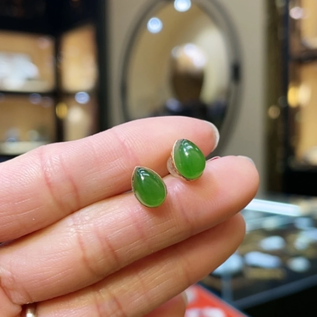 【闪购商品】和田玉耳饰18K金镶嵌