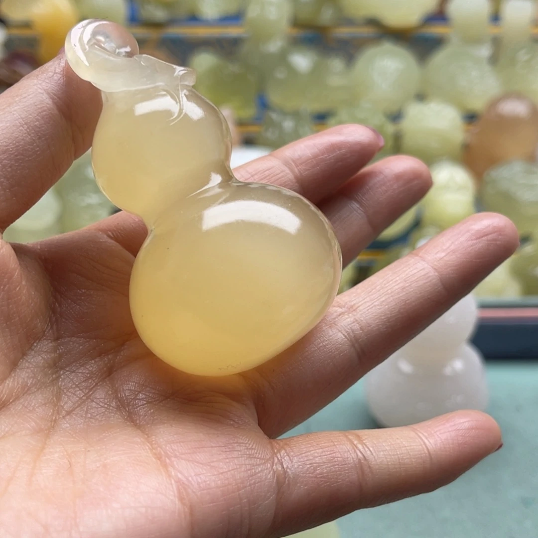 *****天然雕刻桌面小摆件