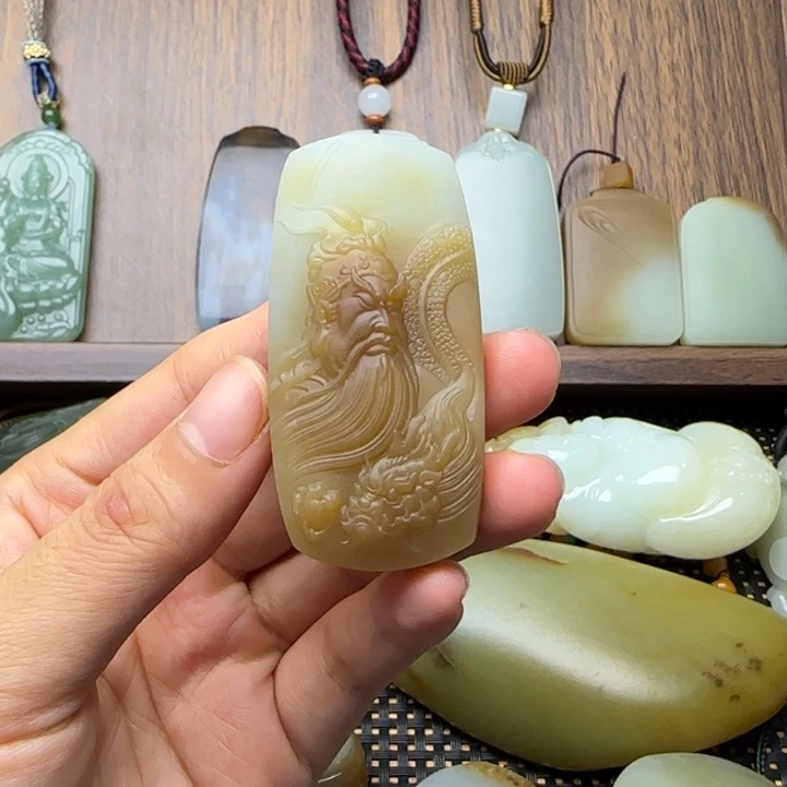 勇***涯定制和田玉新疆且末料