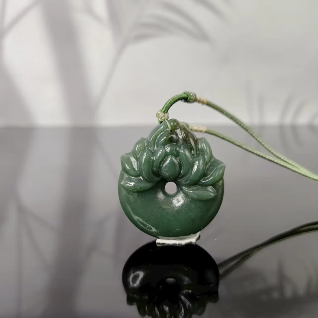 P和田玉莲花平安扣吊坠0005