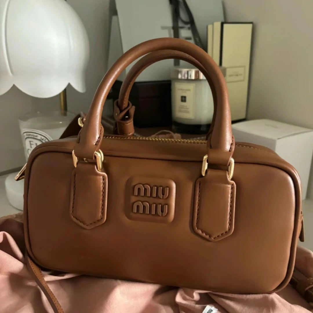 99新 MIU MIU/缪缪 Miumiu /单肩包/1853
